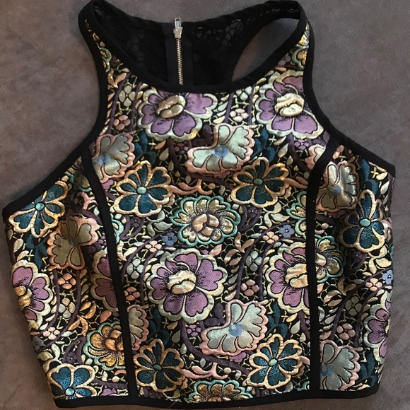 Unique Floral Outer Shell Top - Picture 2 of 7